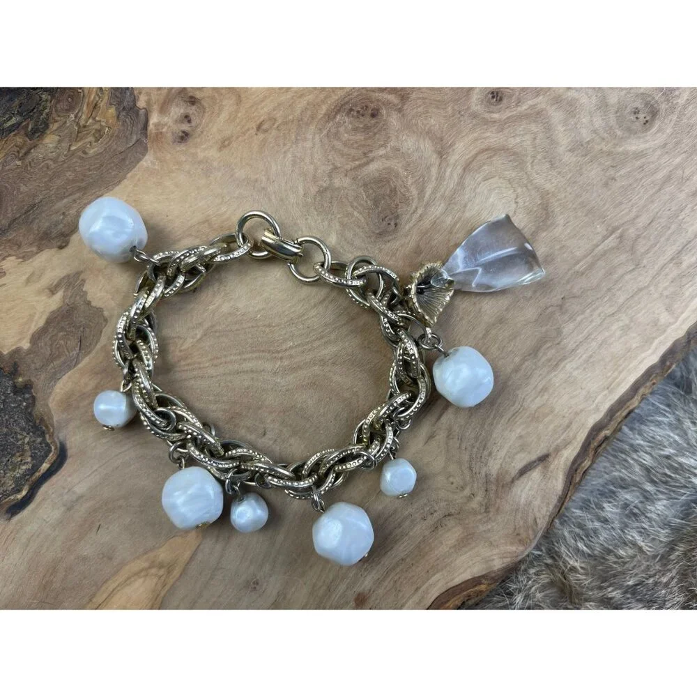 Gold tone chain link faux pearl bracelet glam‎ white chunky jewelry
